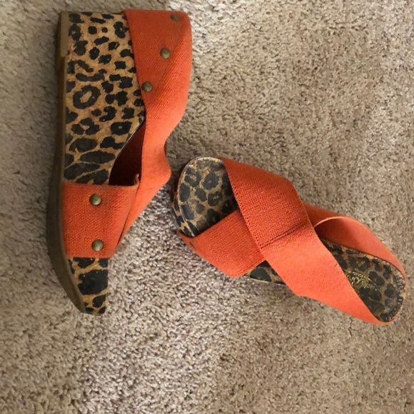 Sandals - Picture 2 of 2